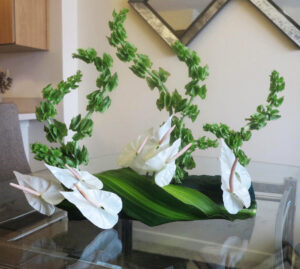 New-Year-Eve-table-flowers-Anthurium arrangement